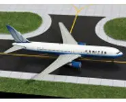 Boeing 767-300 United AL N661UA