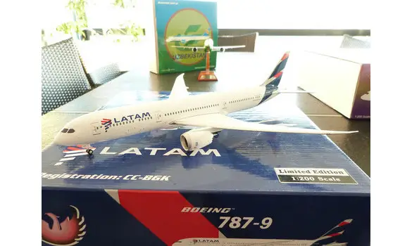 LATAM Boeing 787-9 CC-BGK