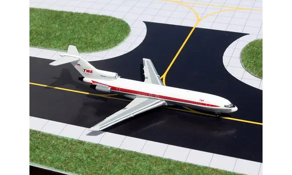 TWA Boeing 727-200 70' c/s N64323