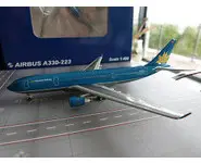 Vietnam AL Airbus A330-223 VN-A374