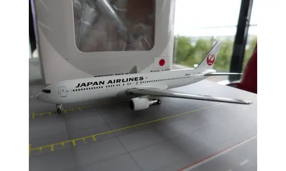 JAL Japan AL Boeing 767-300ER JA654J