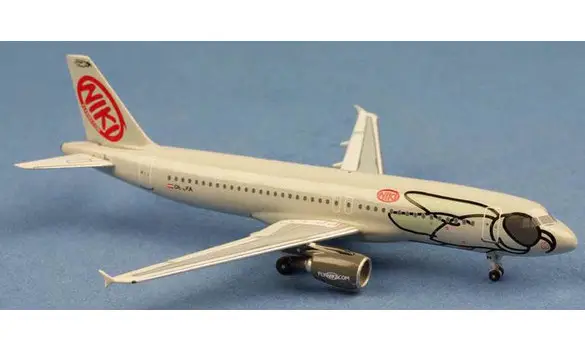 Fly Nikki Airbus A320 OE-LEA