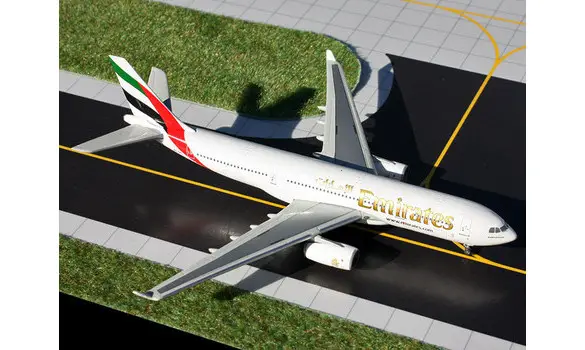 Emirates Airbus A330-200 A6-EAJ