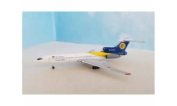 Air Ukraine Tupolev Tu-154 UR-85707