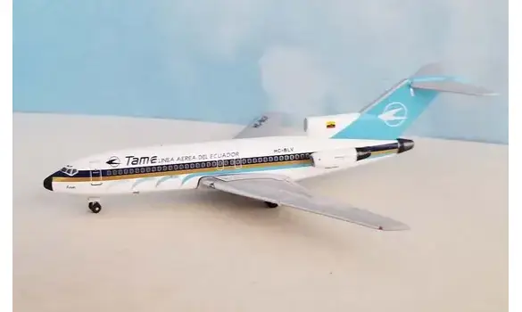 Boeing 727-100 TAME HC-BLV