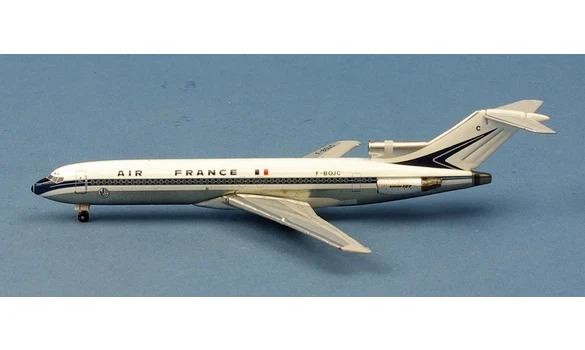 Air France o/c Boeing 727-200 F-BOJC