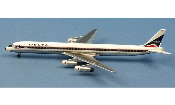 Delta Douglas DC-8-61 (N824E)
