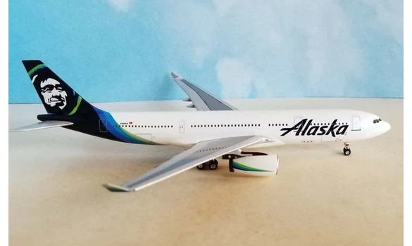 Hawaian/Alaska Airbus A330-300 N395HA