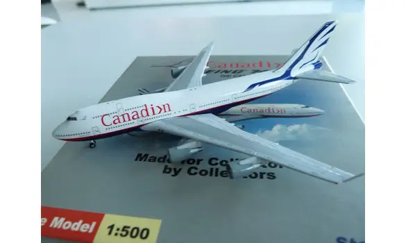 Boeing 747-400 Canadian AL C-GMWW