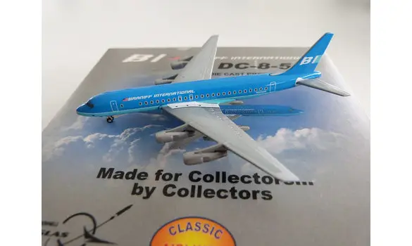 McD.Douglas DC-8-51 Braniff Bleu N813BN