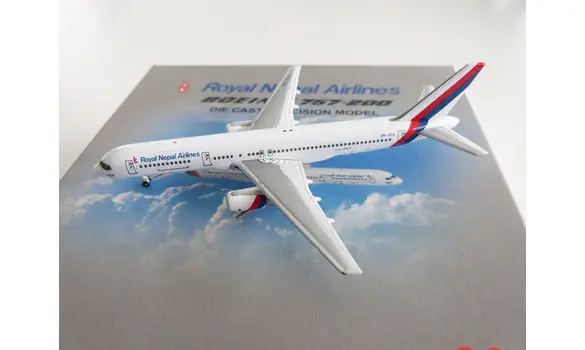Boeing 757-200 Royal Nepal AL 9N-ACA