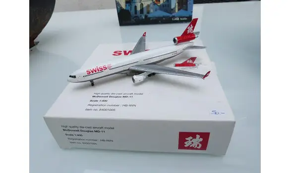 Swiss Asia McD. Douglas MD-11 HB-IWN